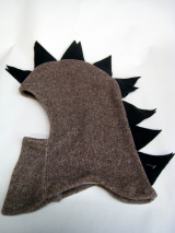 Kids Dinosaur hood brown with black spikes